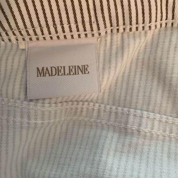 Madeline EUC beige/white striped cropped jeans Size 10 - Picture 5 of 6